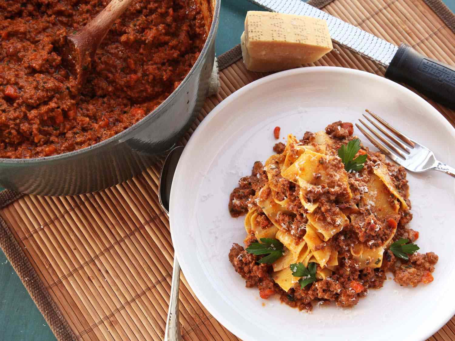 Authentic Slow-Cooked Bolognese with Fresh Basil