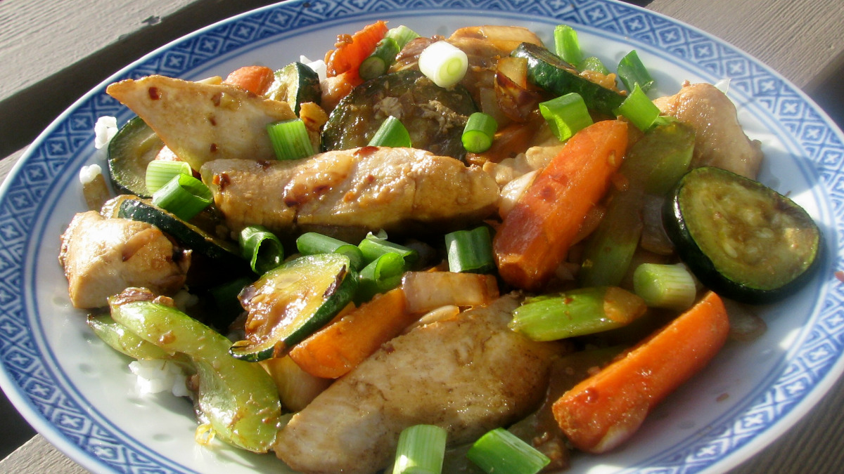 Flaming Crates Spicy Chicken Stir Fry
