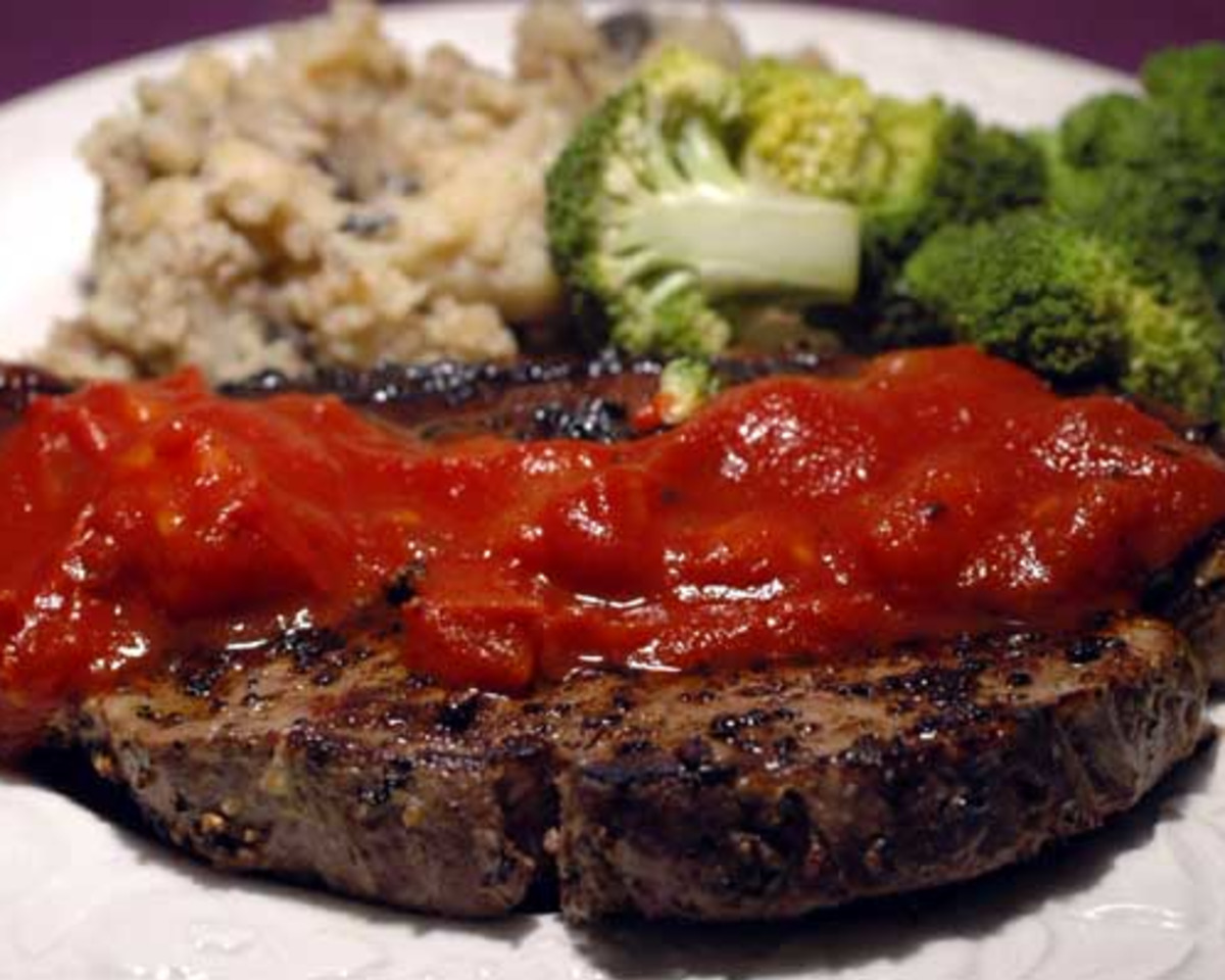 Player's Choice Steak with Signature Embroidered Sauce
