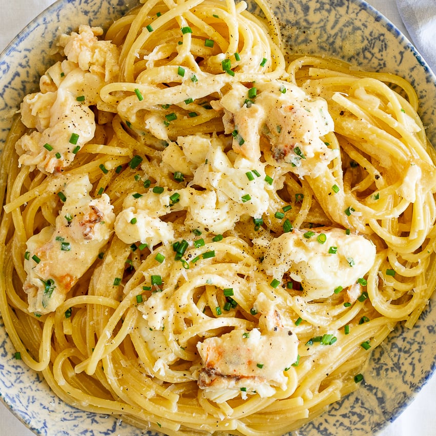 Creamy Garlic Lobster Pasta