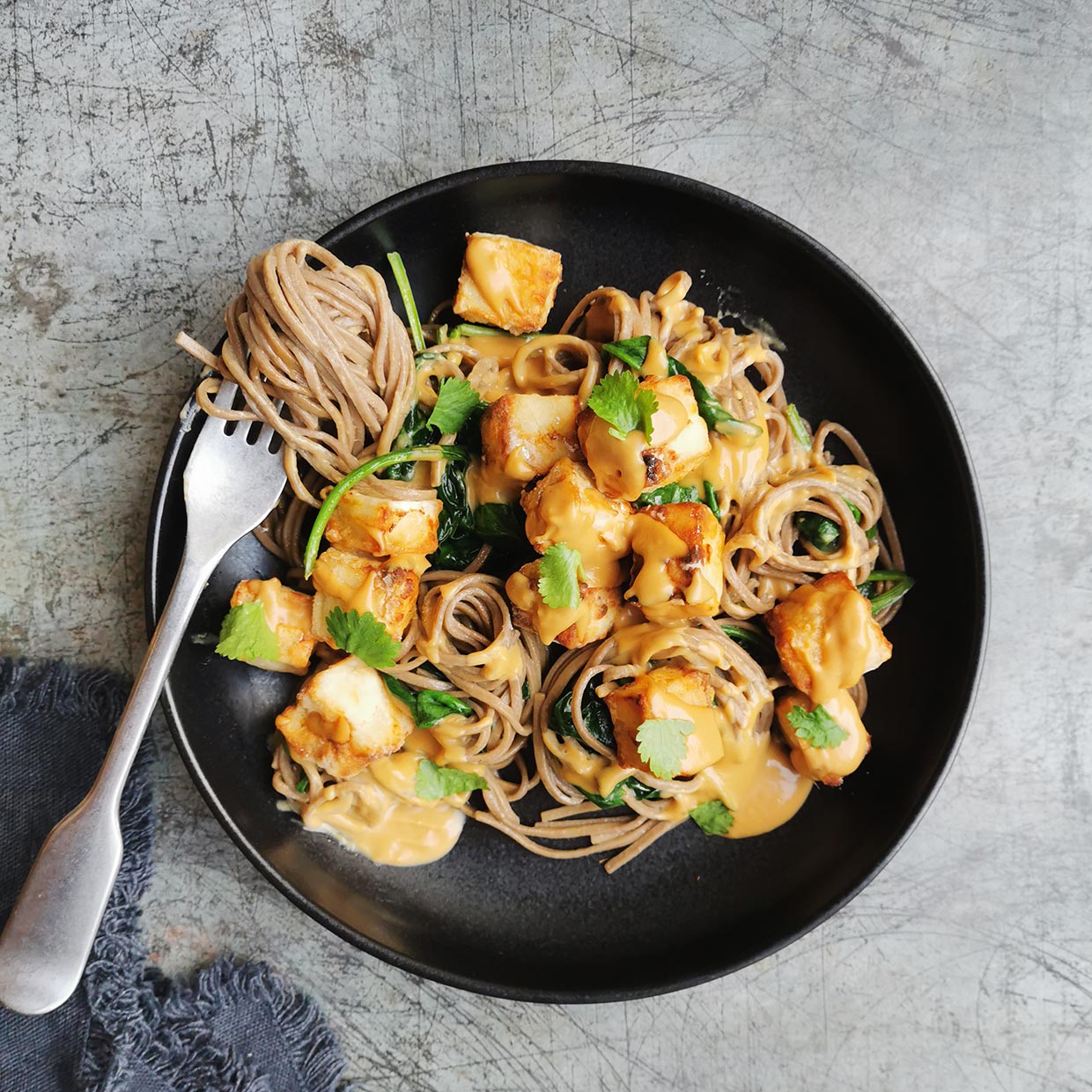 Creamy Vegan Peanut Noodles with Crispy Tofu