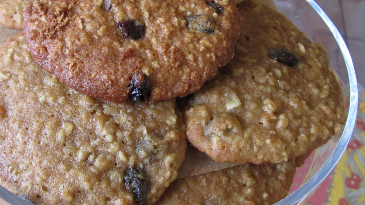Half-Baked Chewy Oatmeal Raisin Cookies
