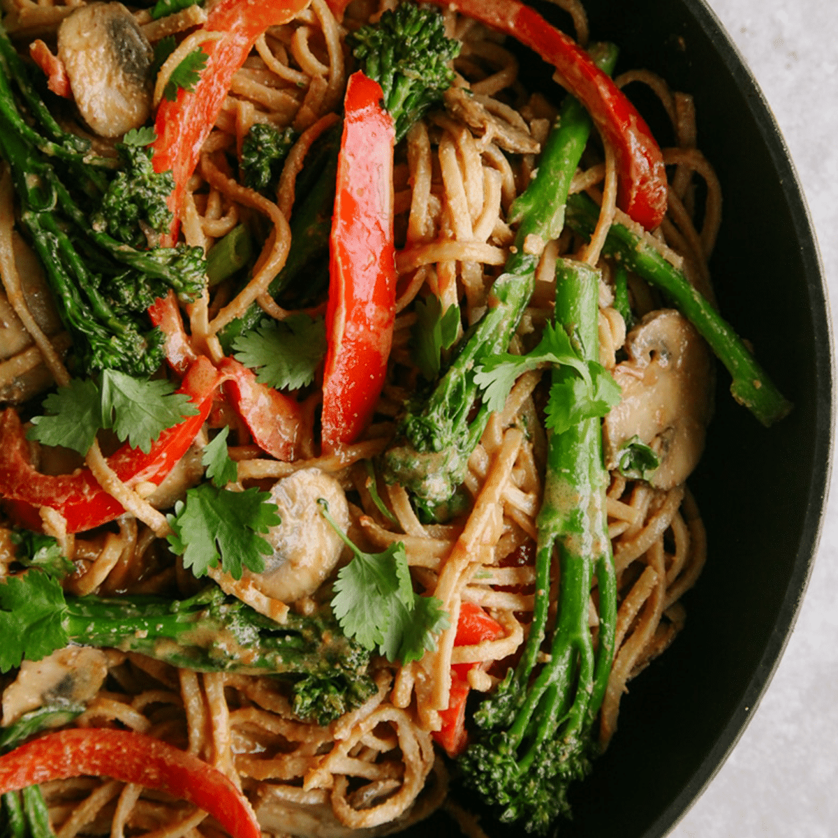 Spicy Peanut Stir-Fry Noodles