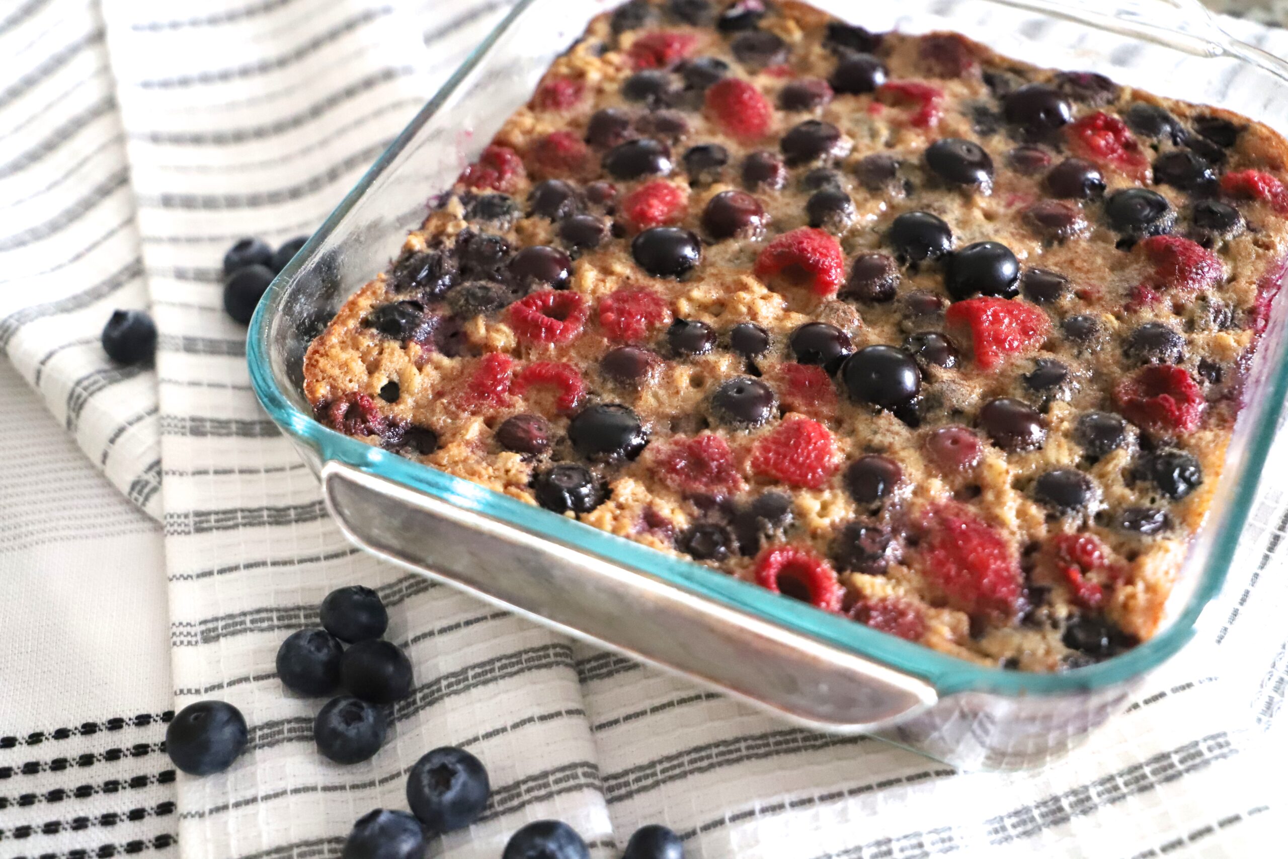 Snowfall Oatmeal with Berry Swirl