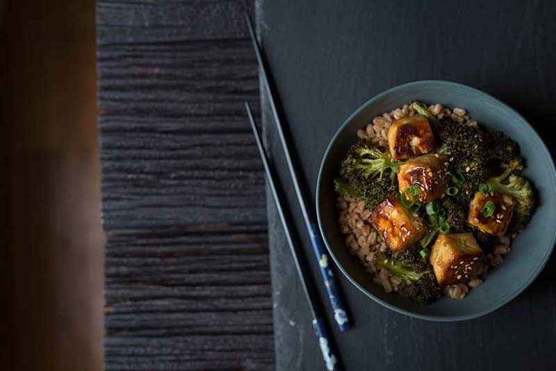 Honey-Sriracha Baked Tofu with Crispy Broccoli