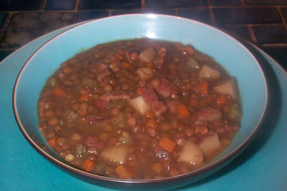 Brown's Hearty Lentil Soup