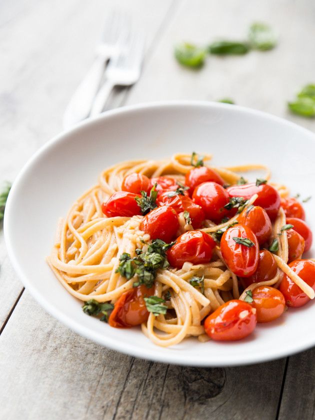 Garlic Butter Linguine with Cherry Tomatoes