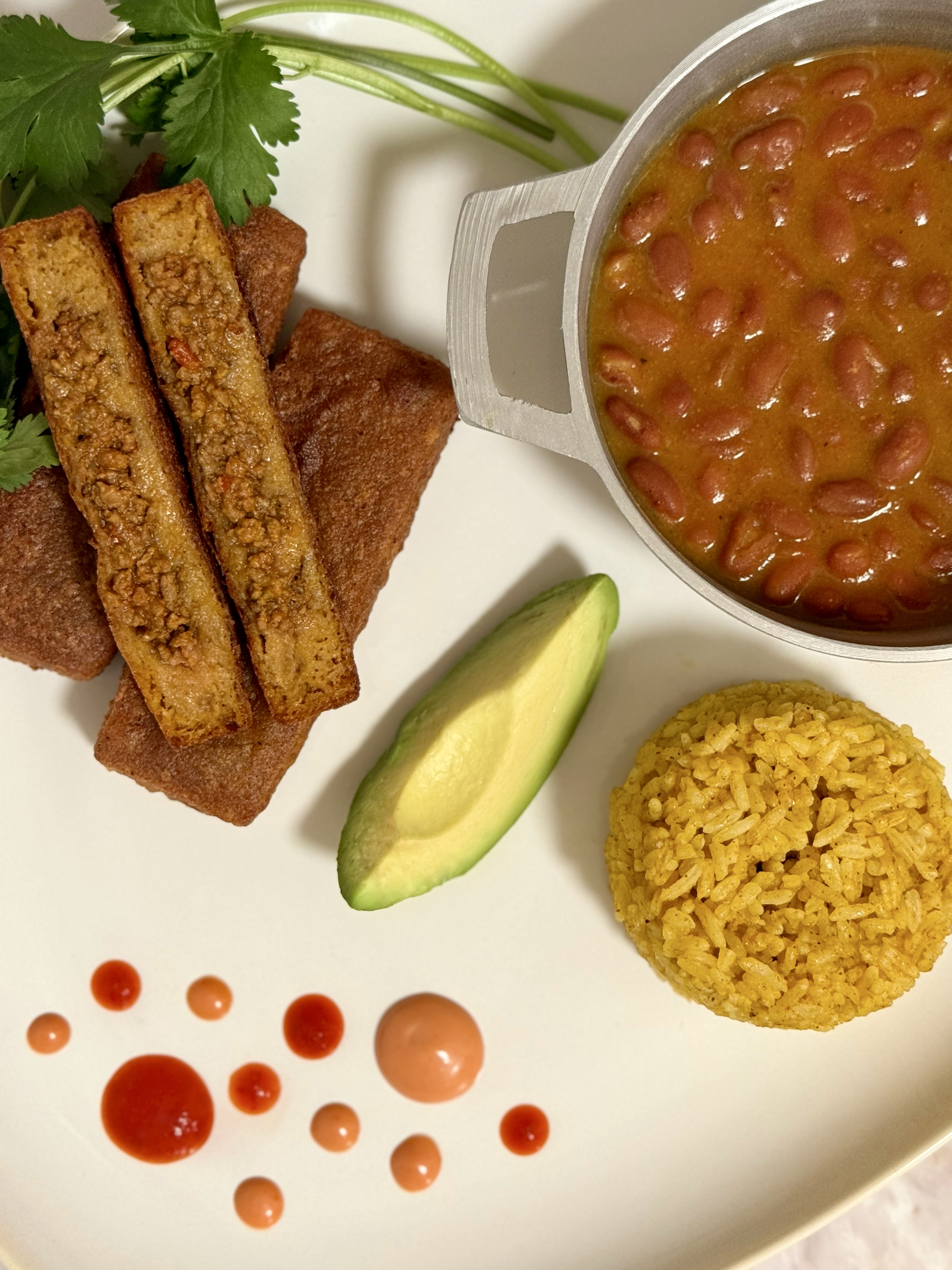 Alcapurrias de Carne (Shrimp and Beef Fritters)