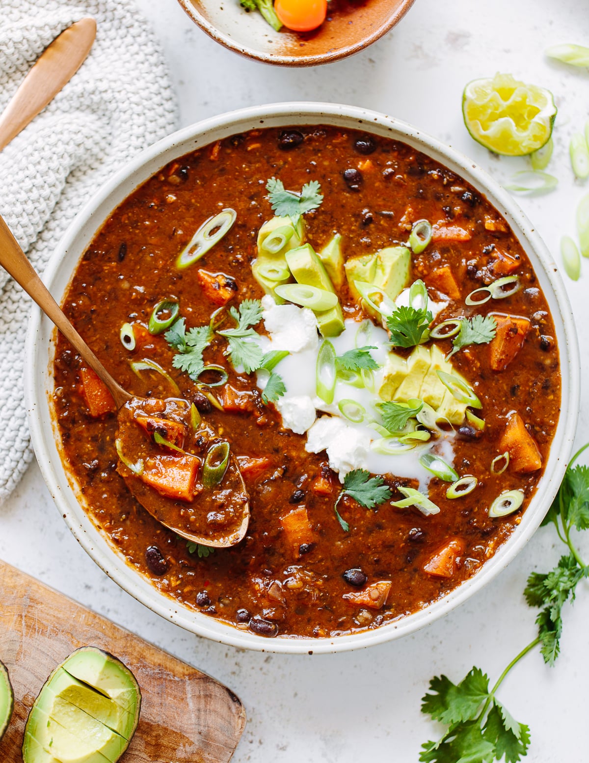 Brown's Sweet Potato and Black Bean Chili