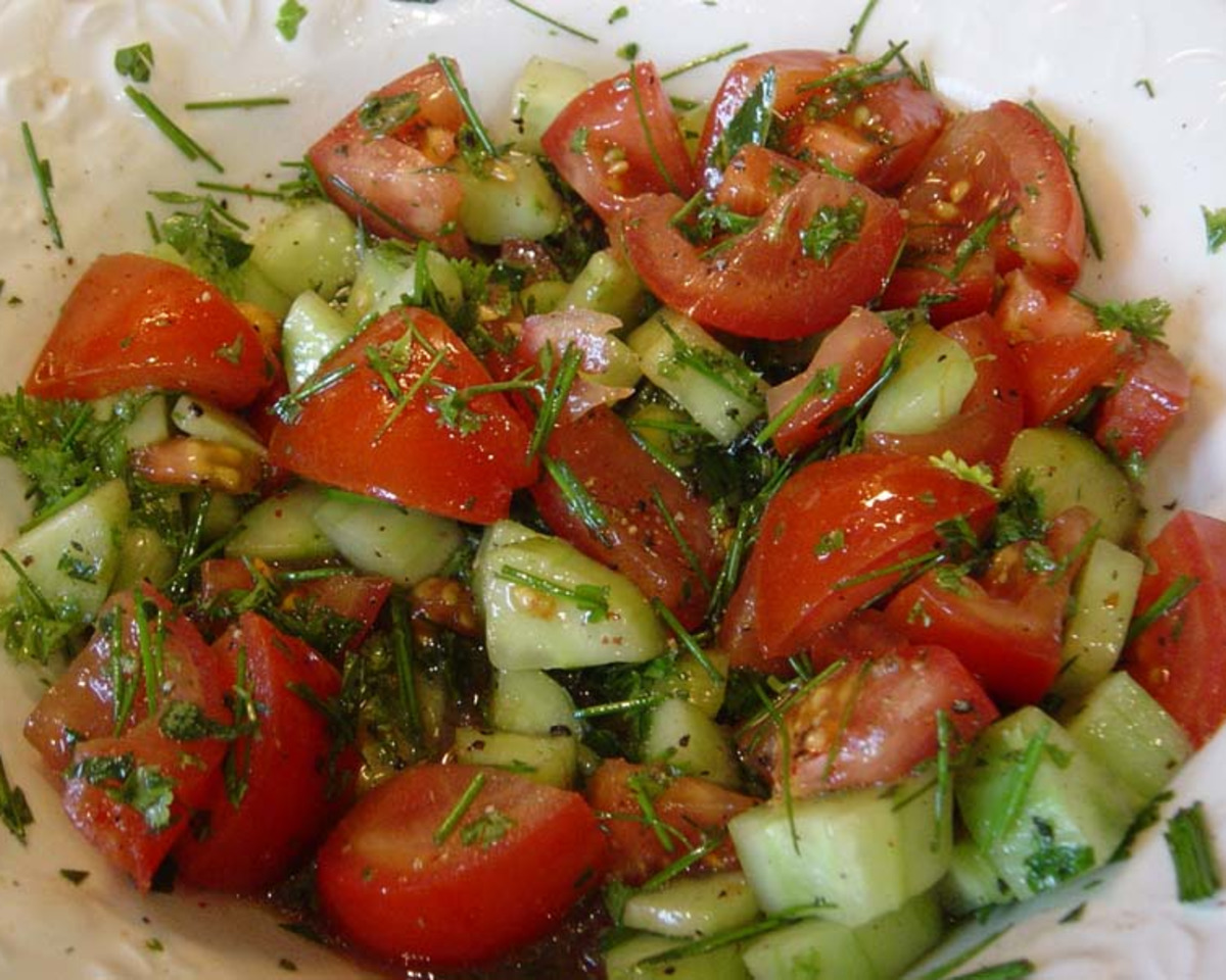 Denver Garden-Raised Tomato & Herb Salad