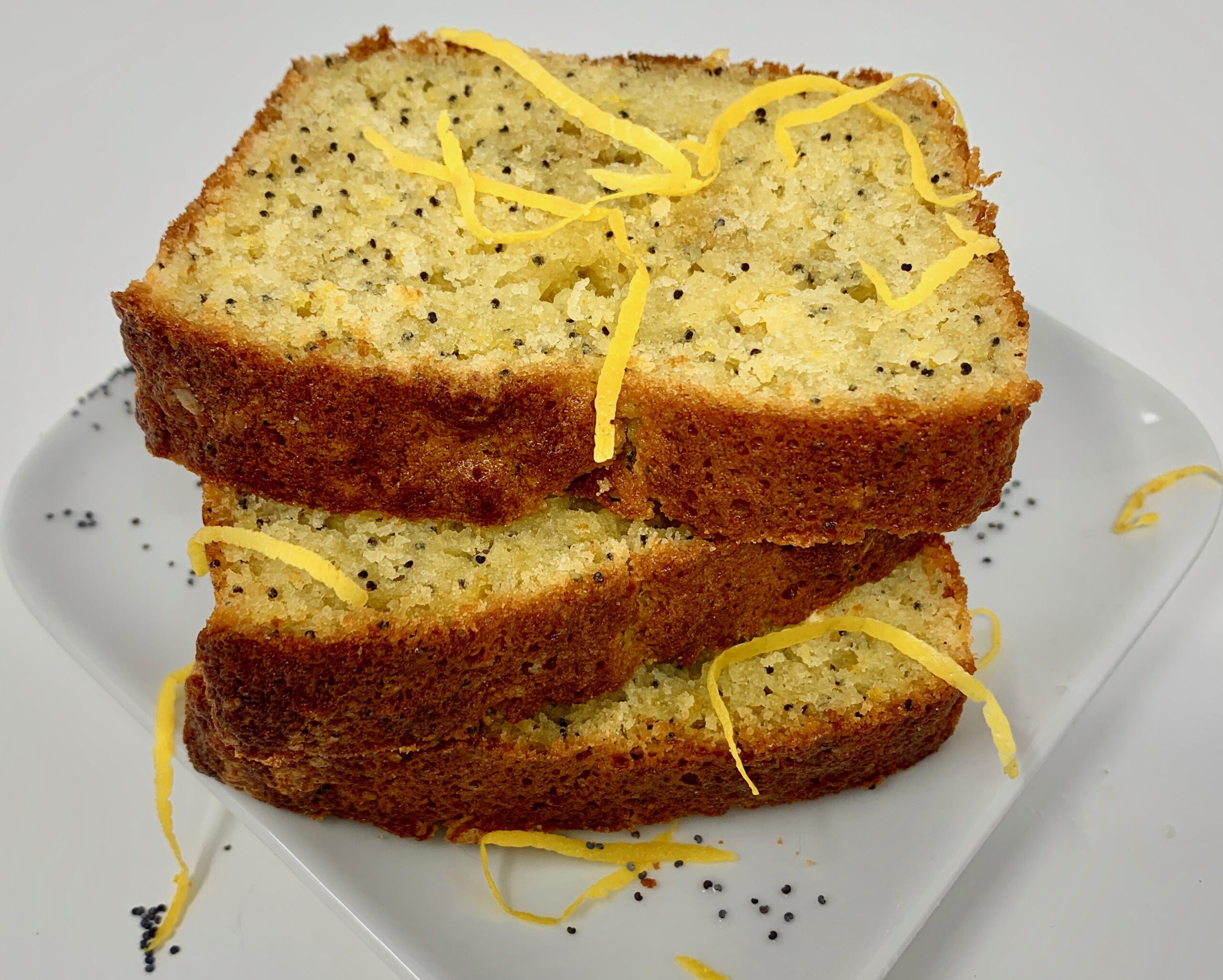 Perfectly Moist Lemon Poppy Seed Loaf with Balanced Sweetness