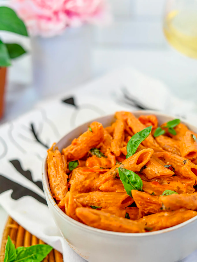 Prime Time Pasta with Herb-Infused Tomato Cream