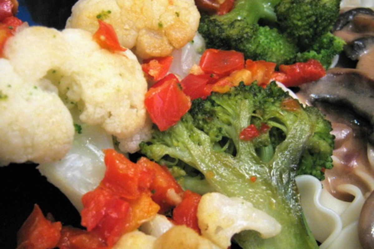 Ringed Vegetable Medley with Lemon-Herb Dressing