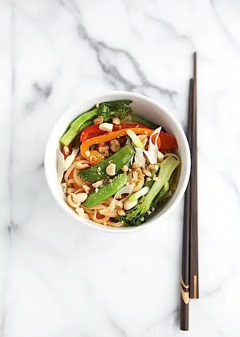 Economical Veggie Stir-Fry with Rice Noodles