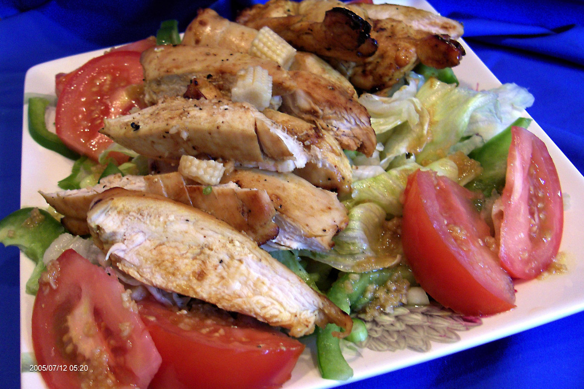 Adidas Stan Smith Grilled Chicken Salad