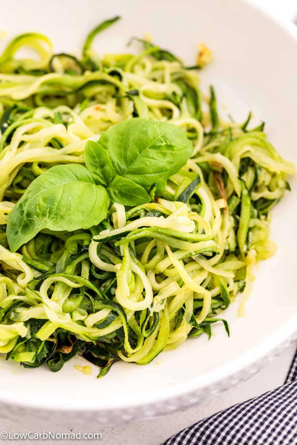 Low-Carb Zucchini Noodles with Garlic and Olive Oil