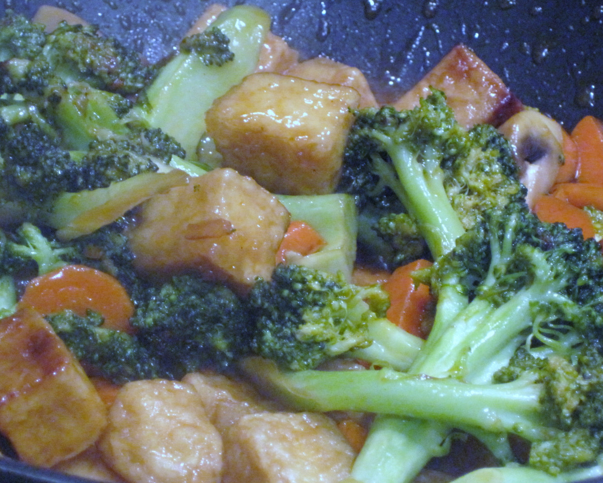 Spicy Vegetable Stir-Fry with Tofu