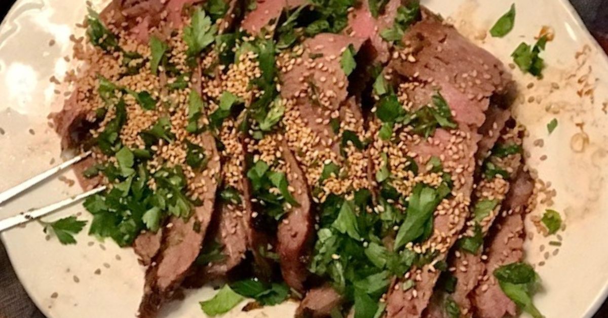 Crisp Sesame-Ginger Flank Steak with Cauliflower Rice
