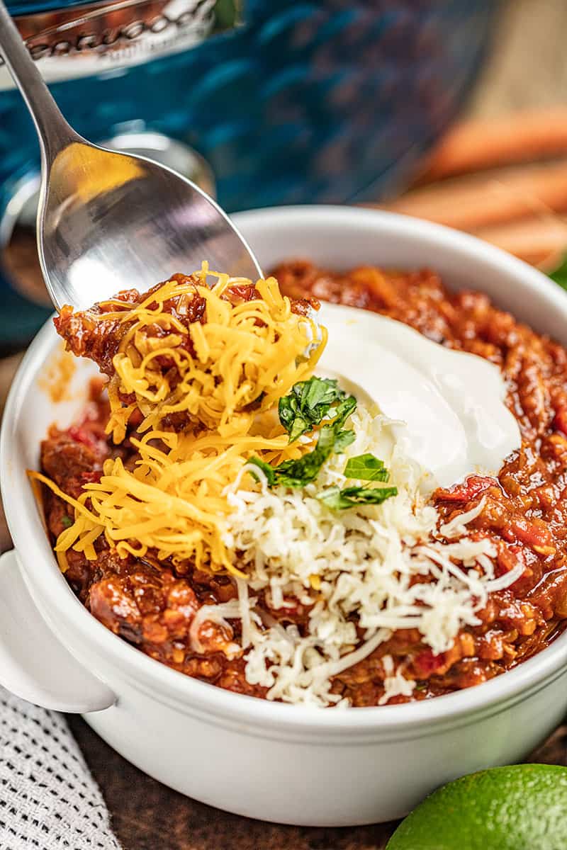 Texas-Style Slow-Cooked Beef Chili