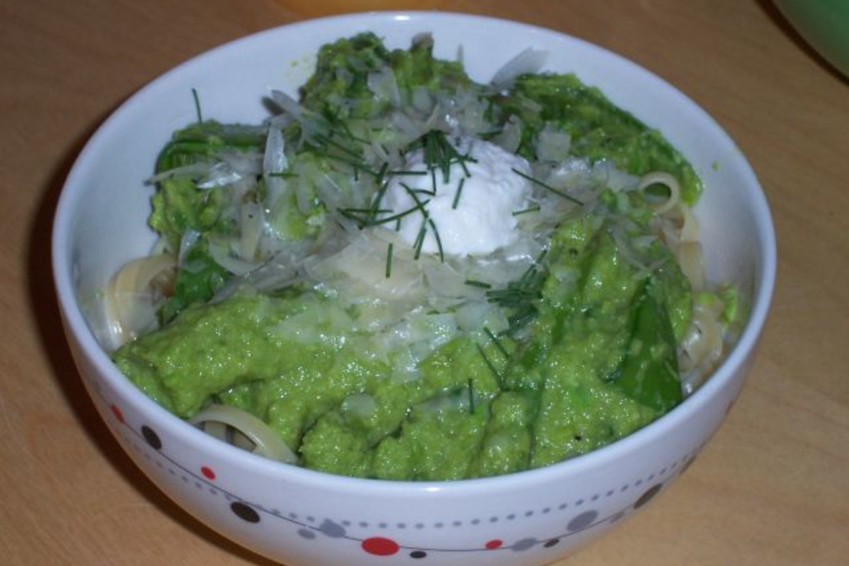Lemon-Herb Spring Pea Pasta with Asparagus