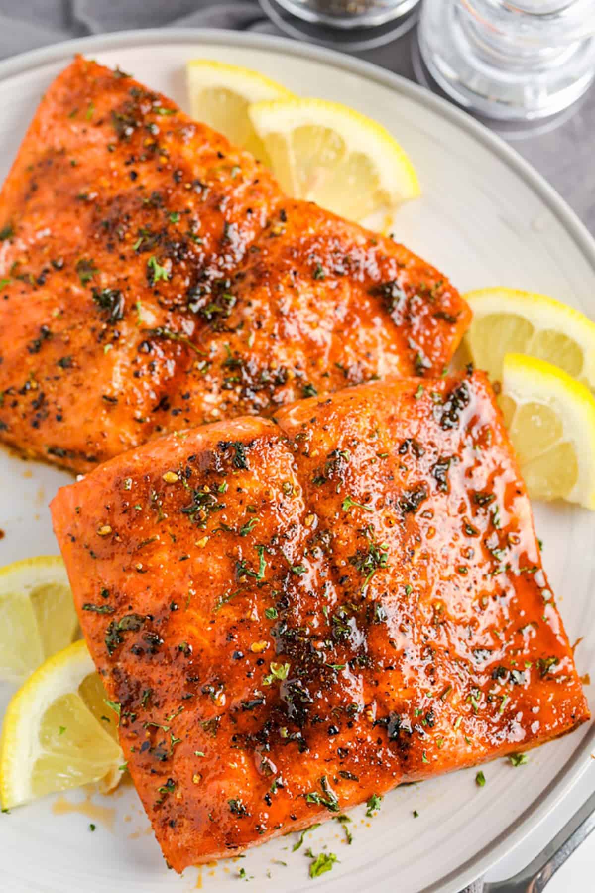 Crispy Garlic-Herb Air Fryer Salmon