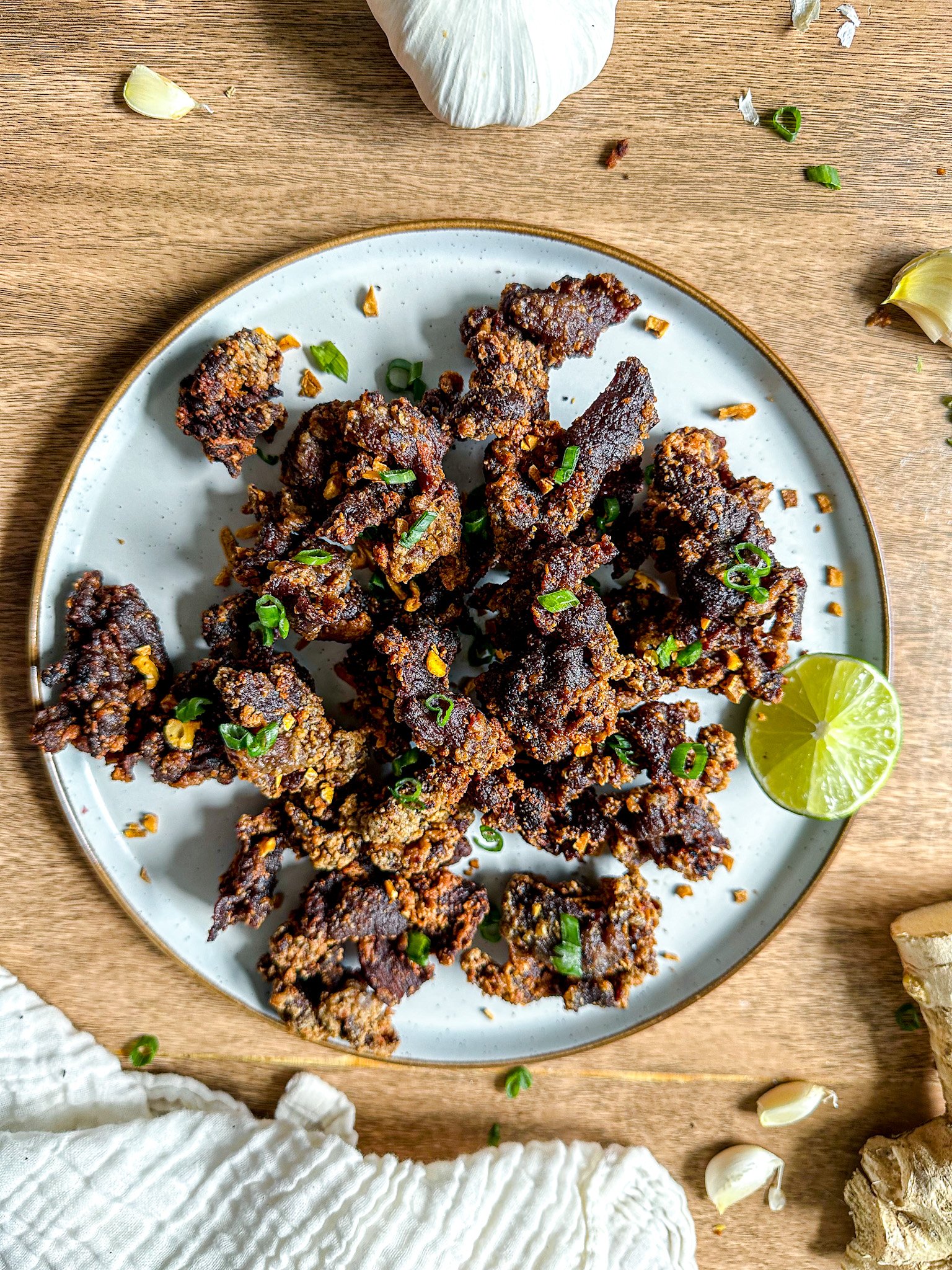 Crispy Garlic-Basted Beef Stir-Fry