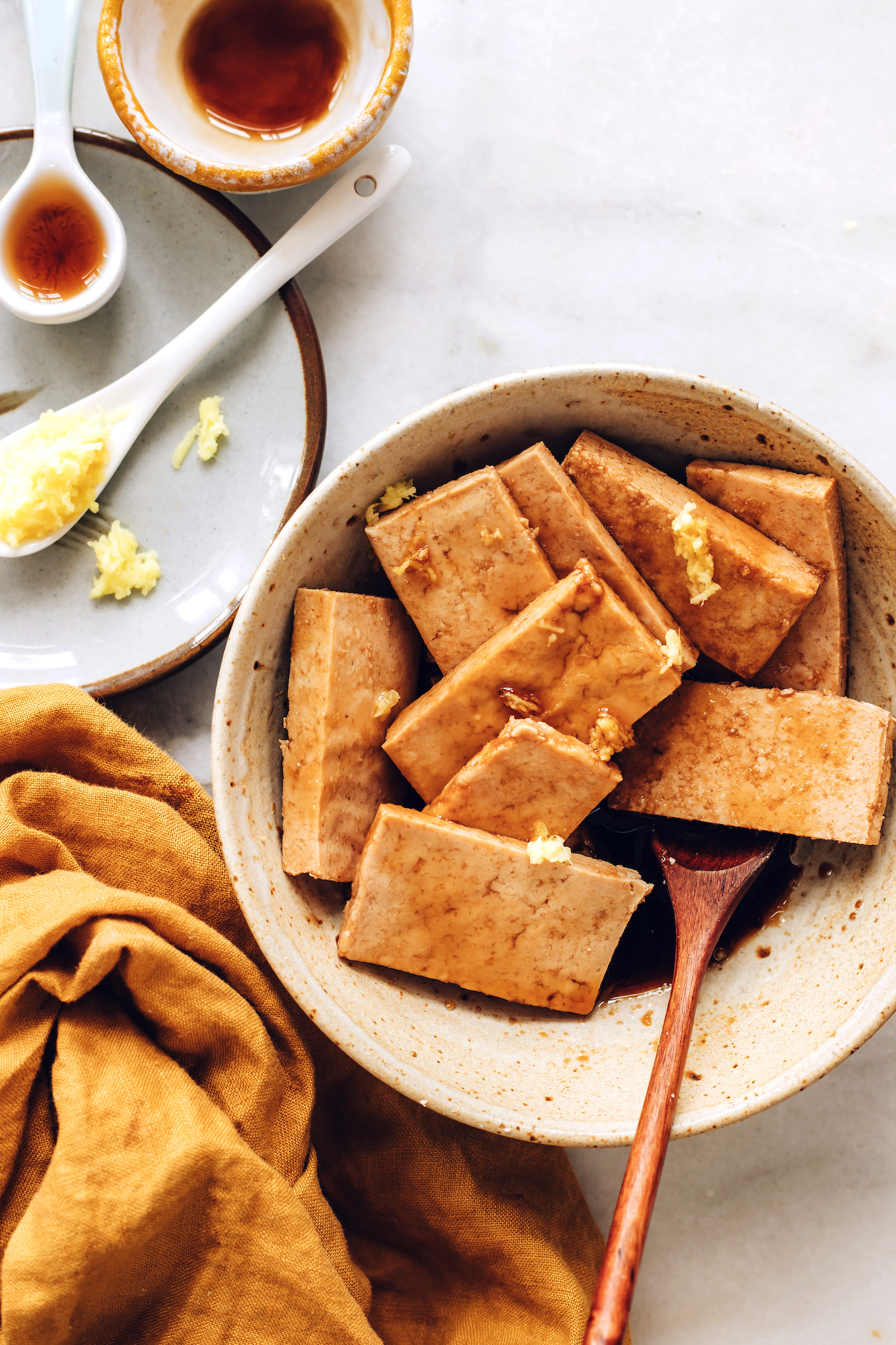 Fun Sushi Bowls with Crispy Tofu