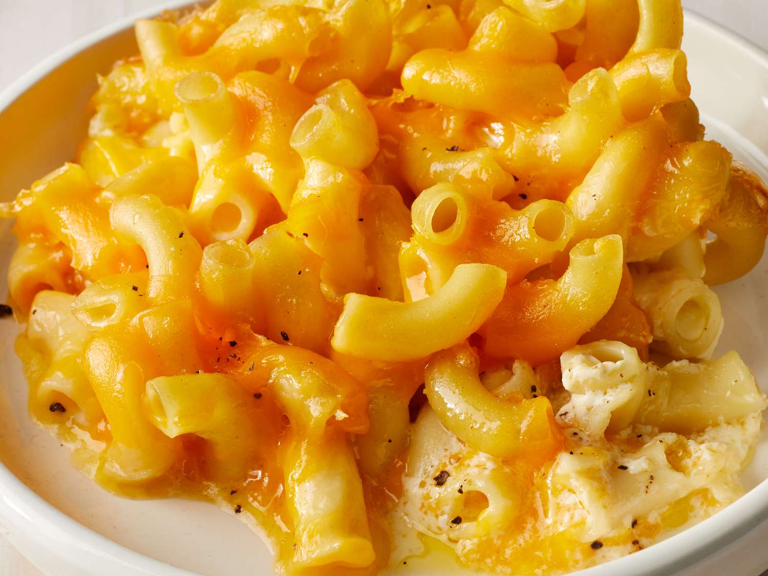 The Ultimate Classic Macaroni and Cheese
