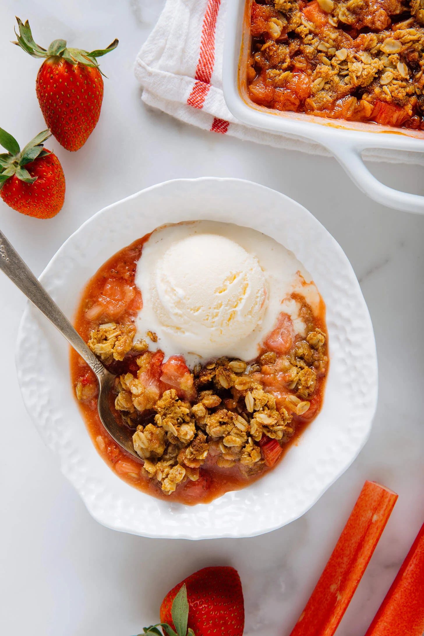 Strawberry-Rhubarb Spring Crisp