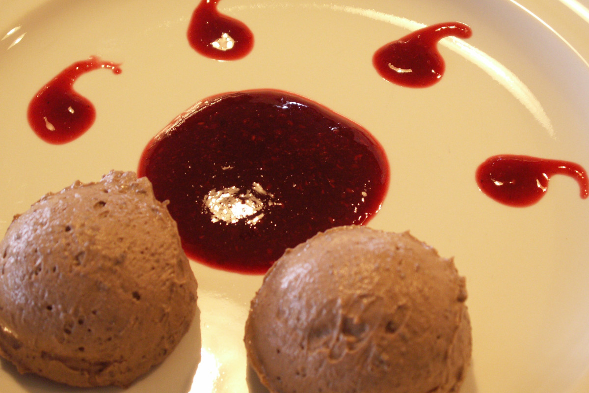 Champagne-Infused Chocolate Mousse with Raspberry Coulis