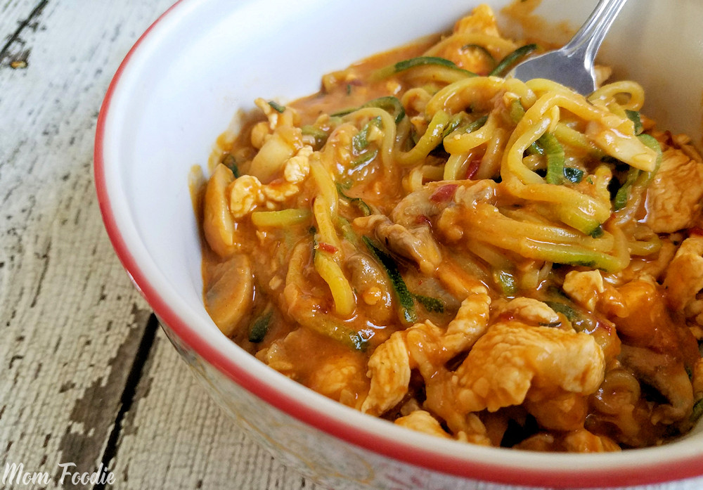 Bloat-Busting Zucchini Noodles with Chicken
