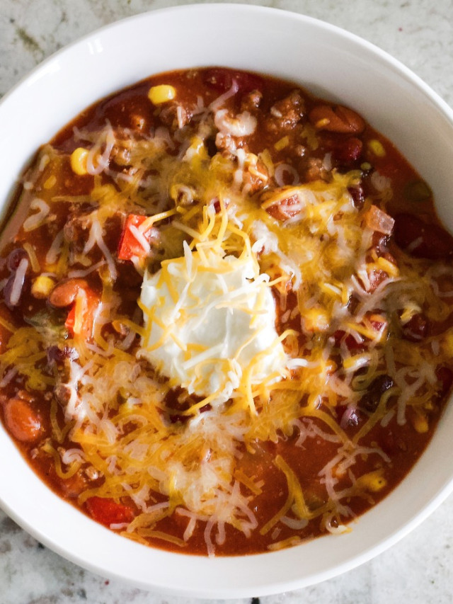 Authentic Game-Day Chili with Smoked Paprika