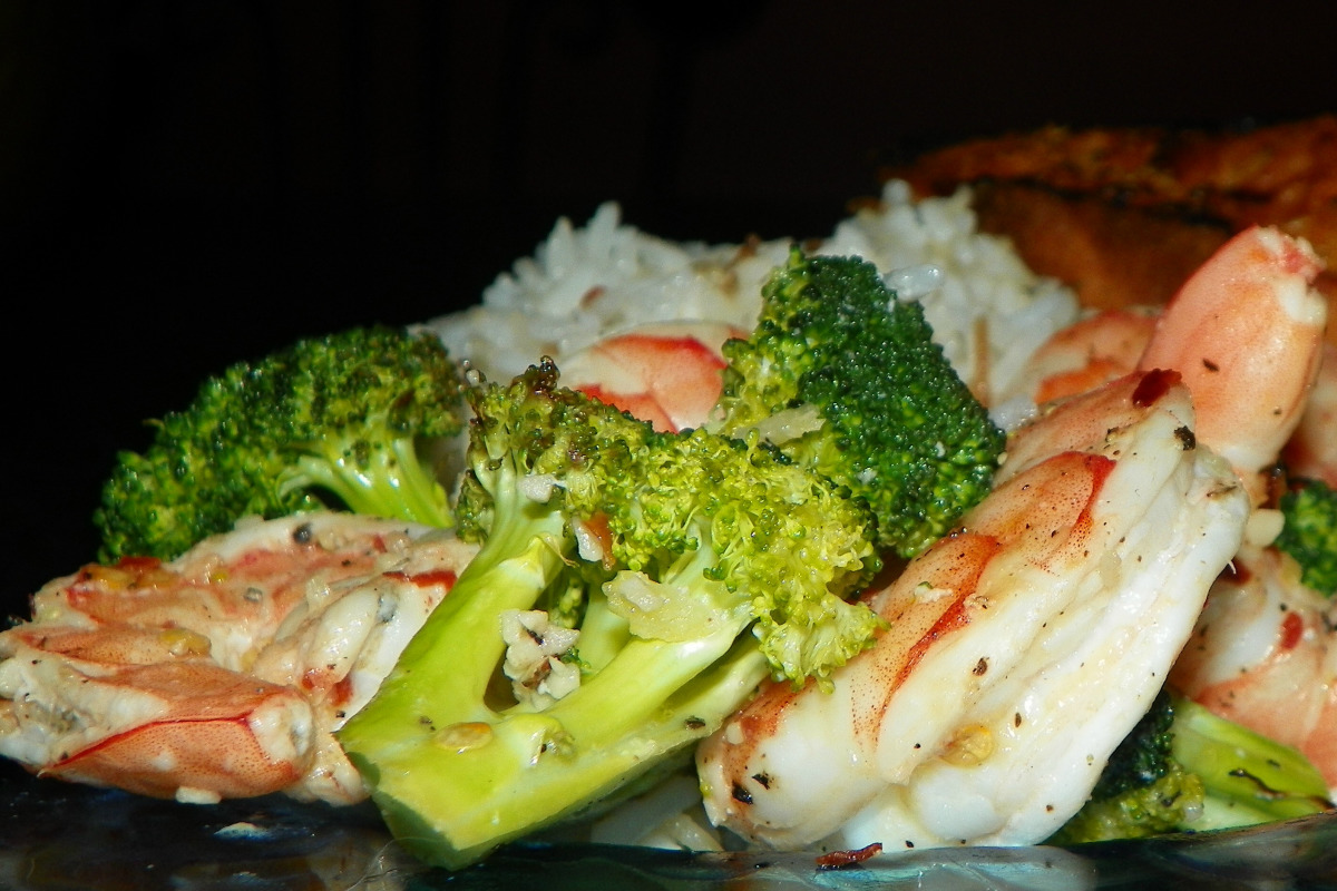 Garlic-Herb Crusted Shrimp with Roasted Broccoli