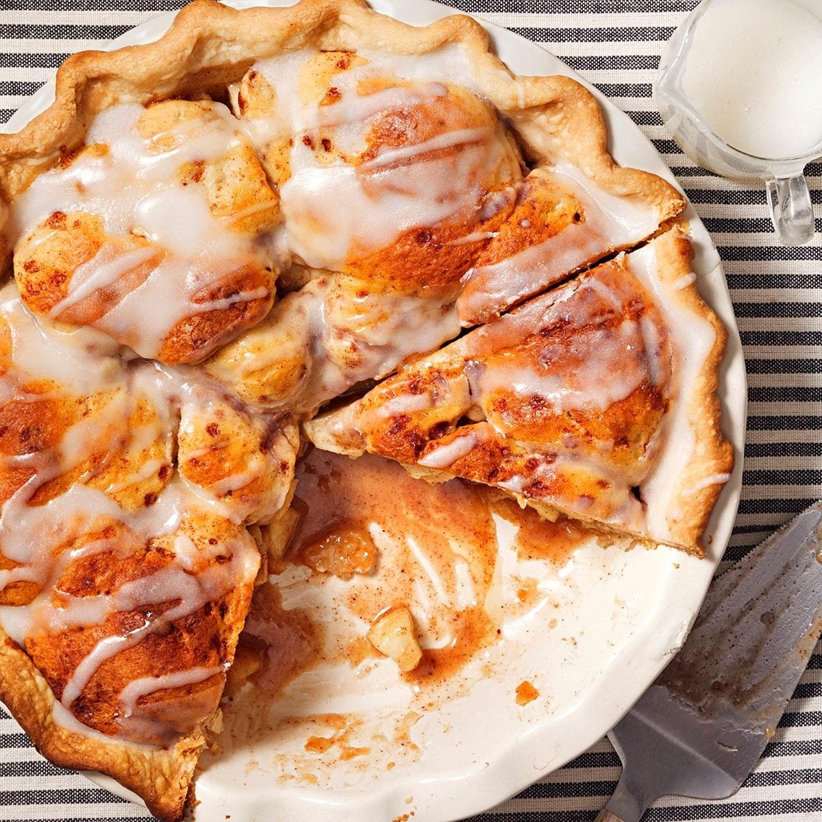 Apple TV-Style Quiche with Cinnamon Apple Filling