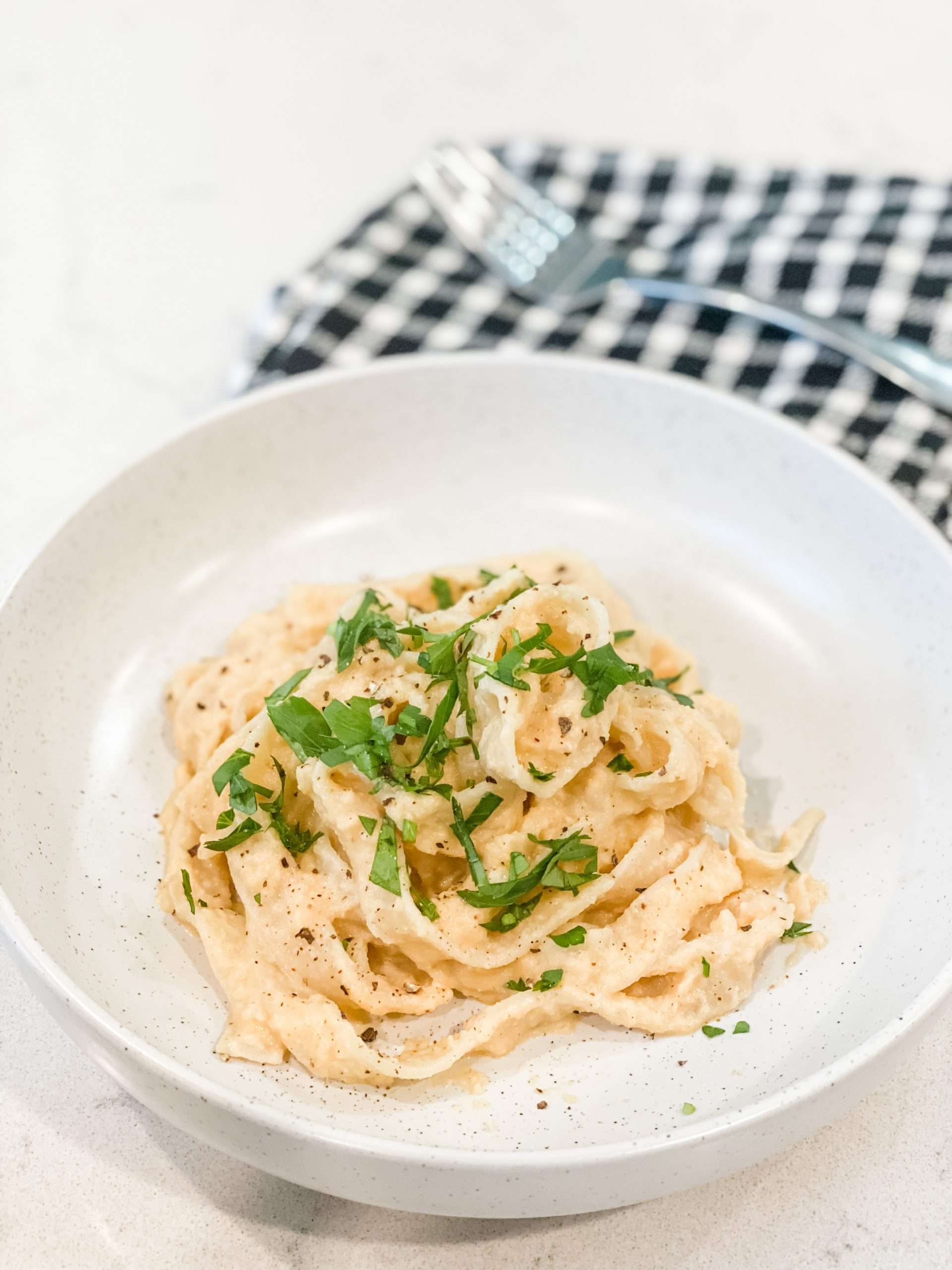 Creamy Spinach & Cauliflower Alfredo Pasta