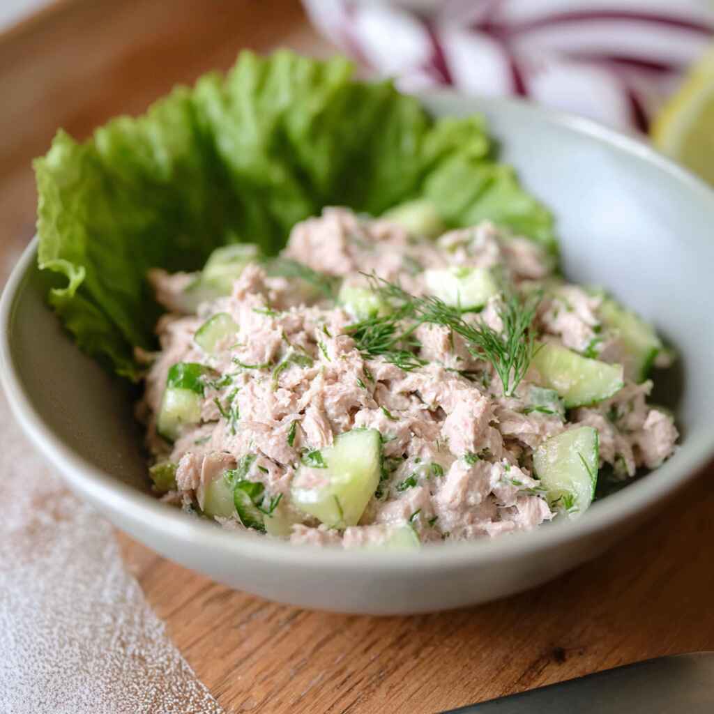 Tuna & Cucumber Salad with Dill Dressing