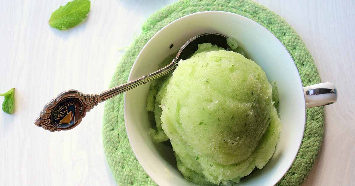 Crystallized Citrus Sorbet with Sparkling Mint