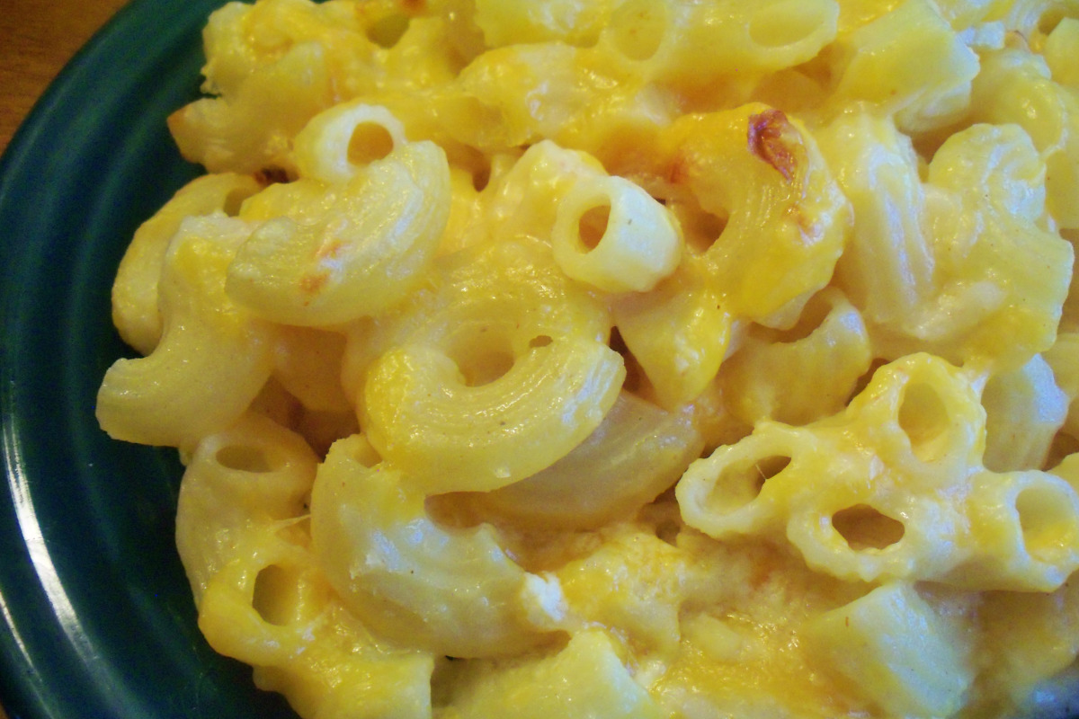 Creamy Three-Cheese Baked Macaroni