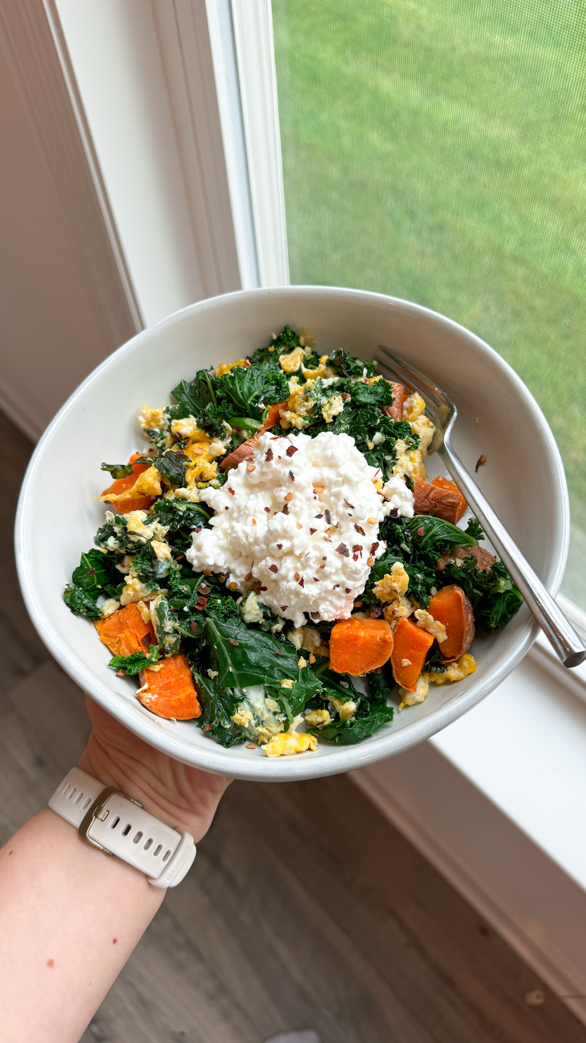 Stress-Relief Egg & Veggie Power Bowl