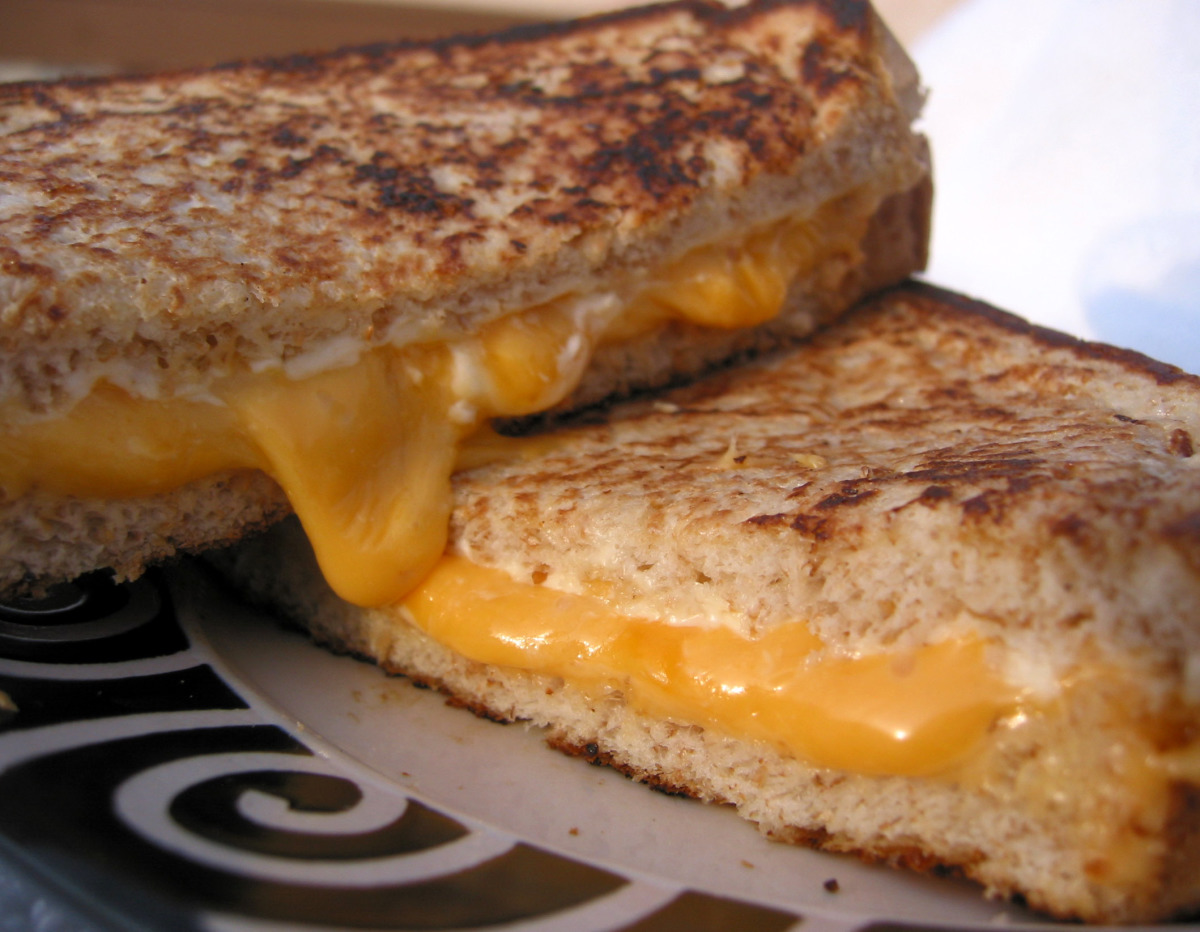 Cheesy Garlic Grilled Cheese
