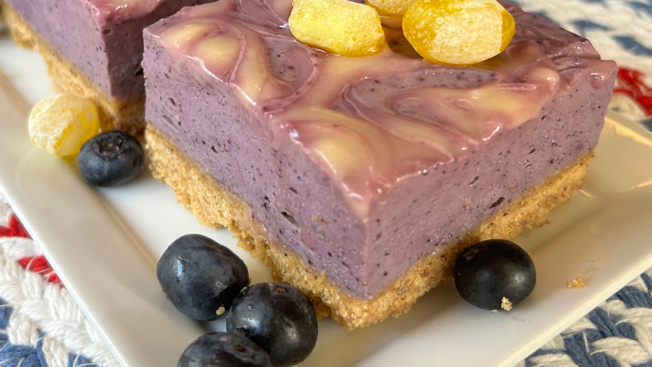 No-Bake Lemon Blueberry Cheesecake Bars