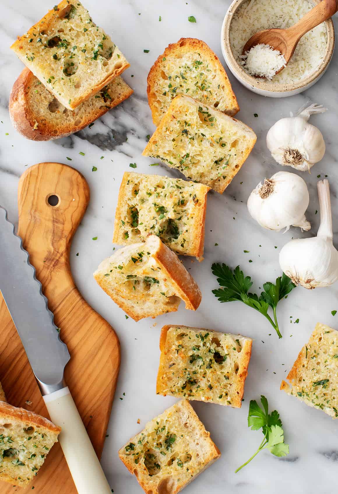 Simply Best Garlic Bread with Herb Butter