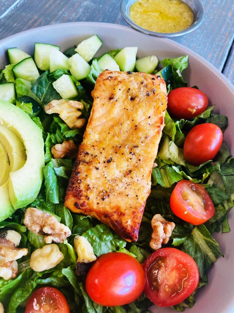 Salmon Salad with Ginger