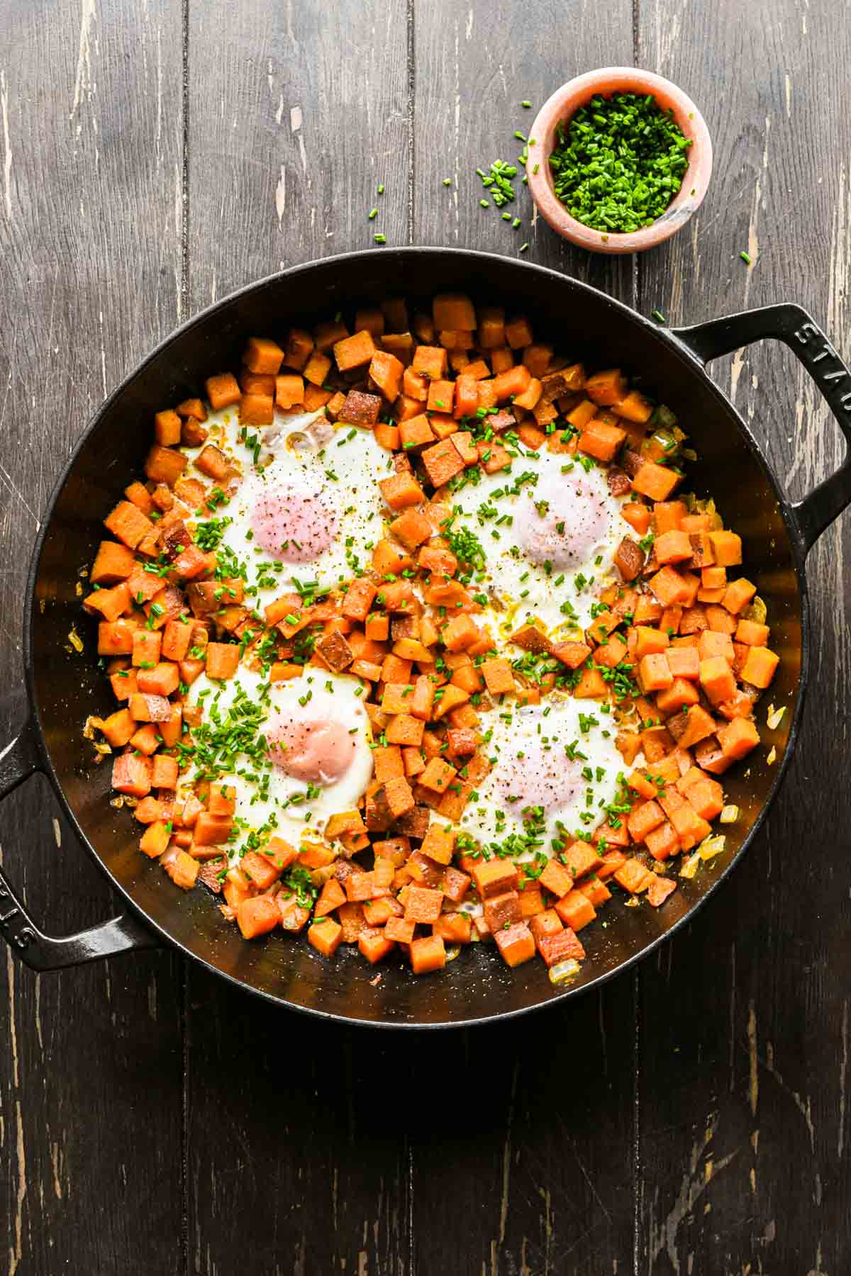 Reset-Friendly Sweet Potato & Egg Hash