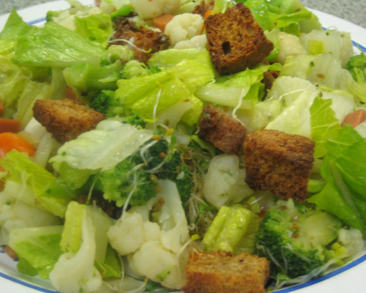 Brainerd Estate Salad with Lure Croutons