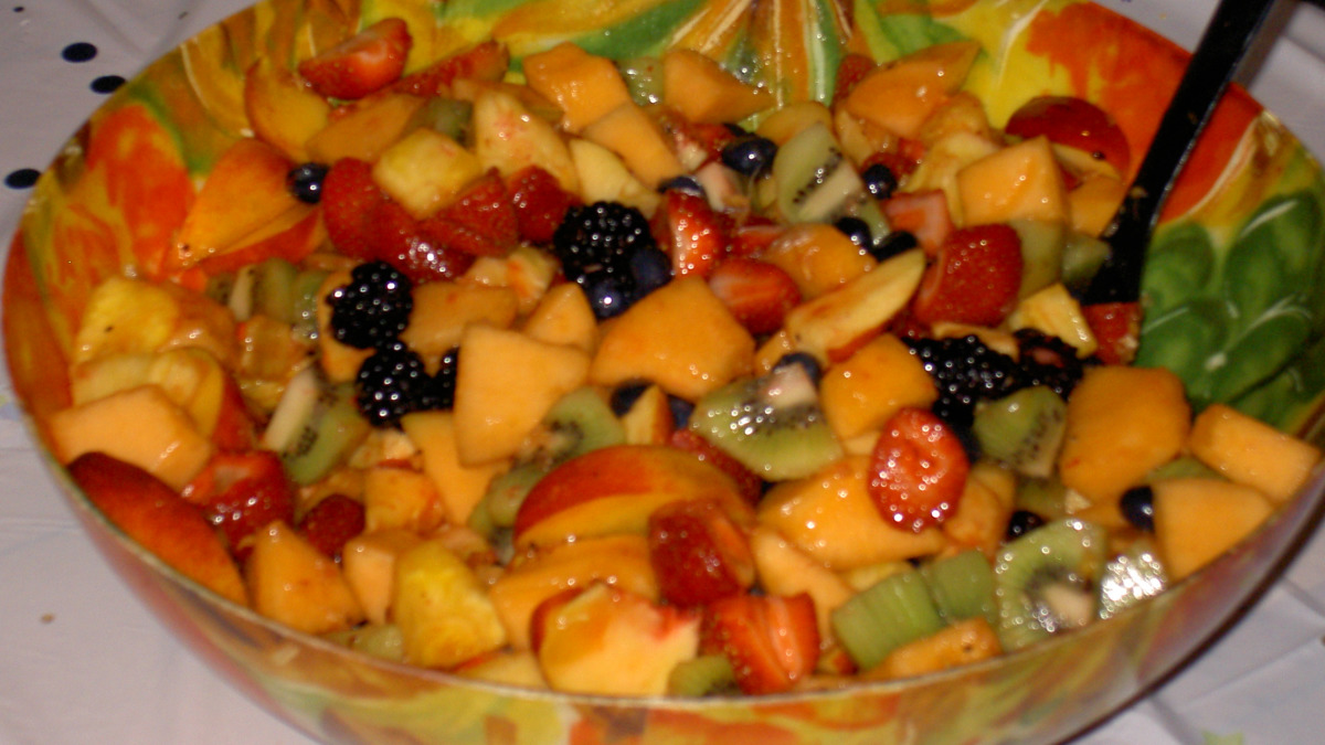 Aperol-Infused Citrus Fruit Salad with Honey-Lime Dressing
