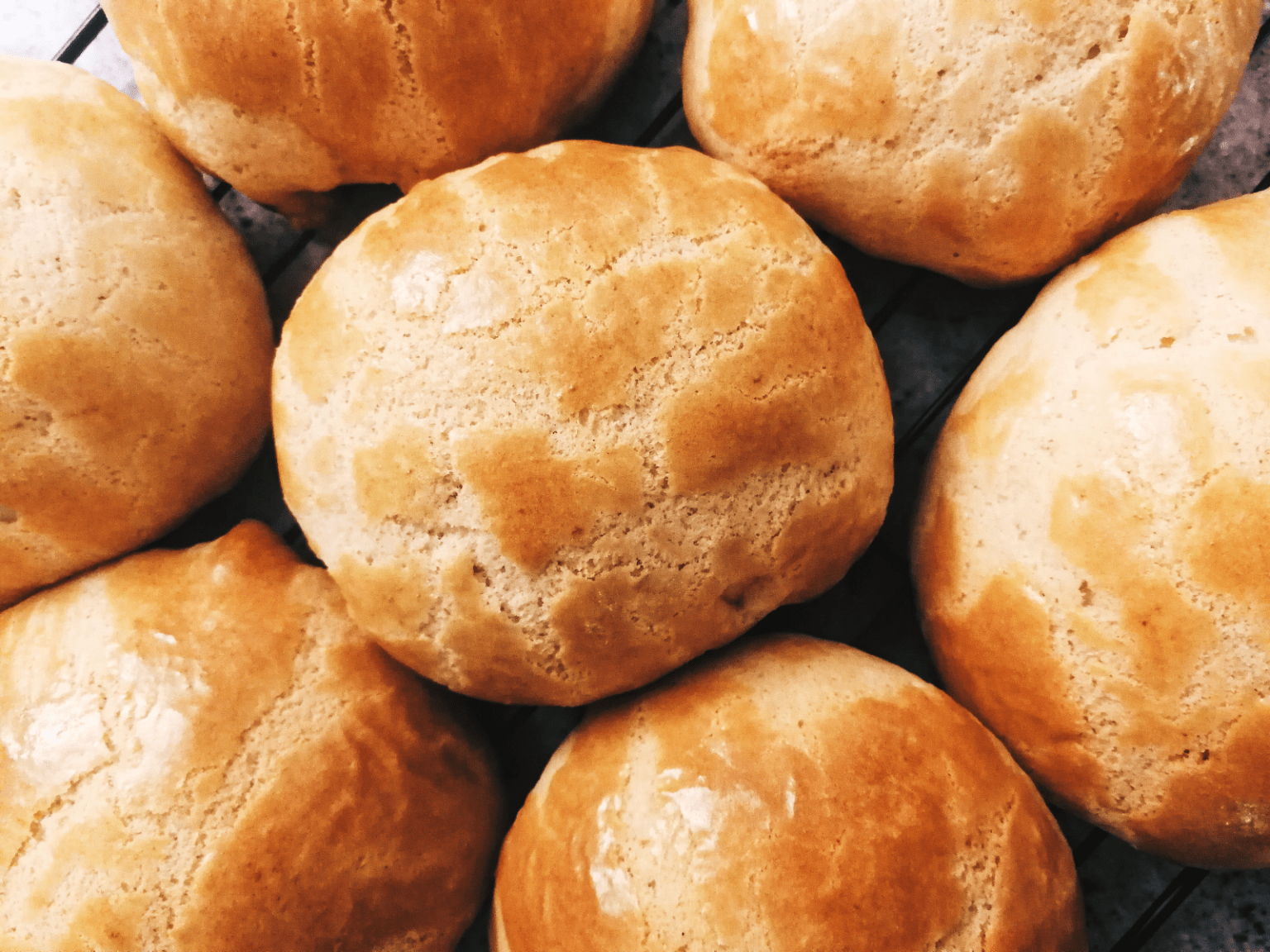 Hong Kong Pineapple Buns (Sweet Buns with Caramelized Topping)