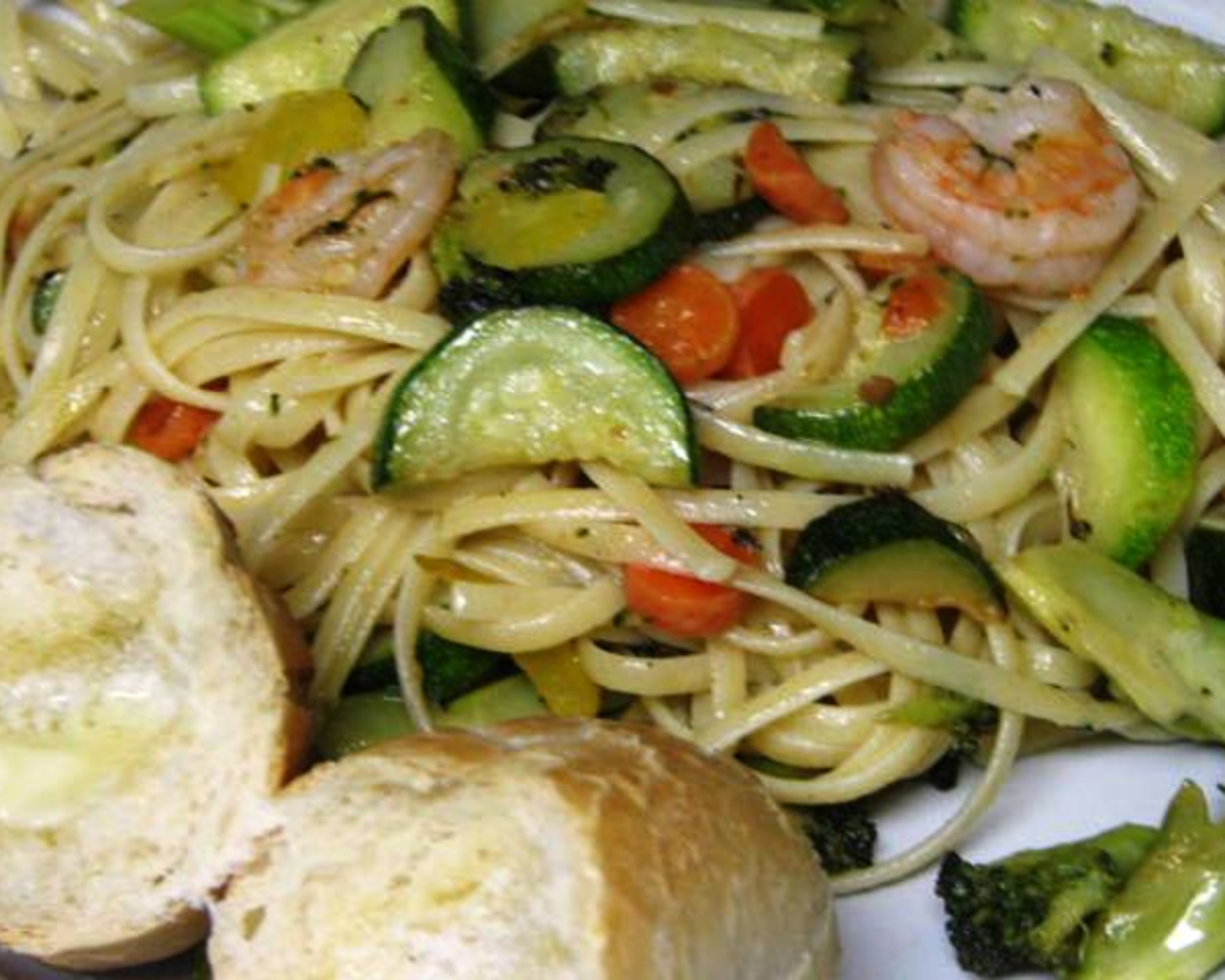 Lemon-Garlic Shrimp & Pasta Primavera