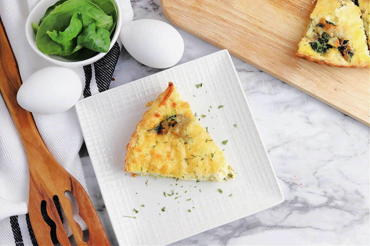 Keto Crustless Spinach & Feta Quiche