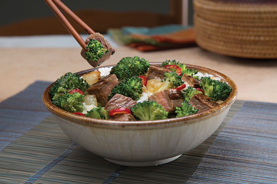 Ginger-Garlic Beef Stir-Fry with Broccoli